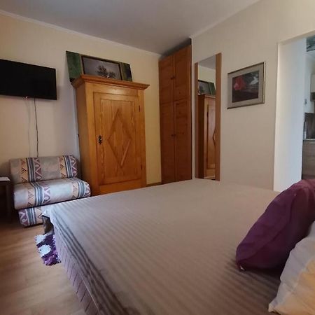 Sandrea Studio Apartment Subotica Buitenkant foto