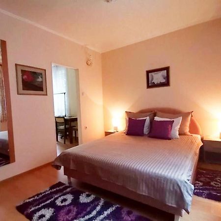 Sandrea Studio Apartment Subotica Buitenkant foto